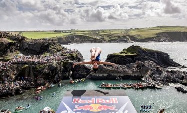 RED BULL CLIFF DIVING