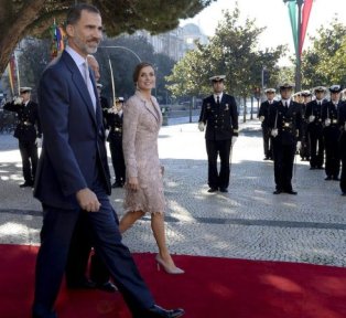 VISIT OF THE KINGS OF SPAIN TO PORTUGAL