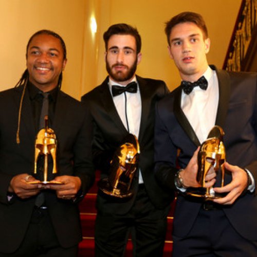 <p>III GALA LEGIÃO D'OURO<br /><br /></p>